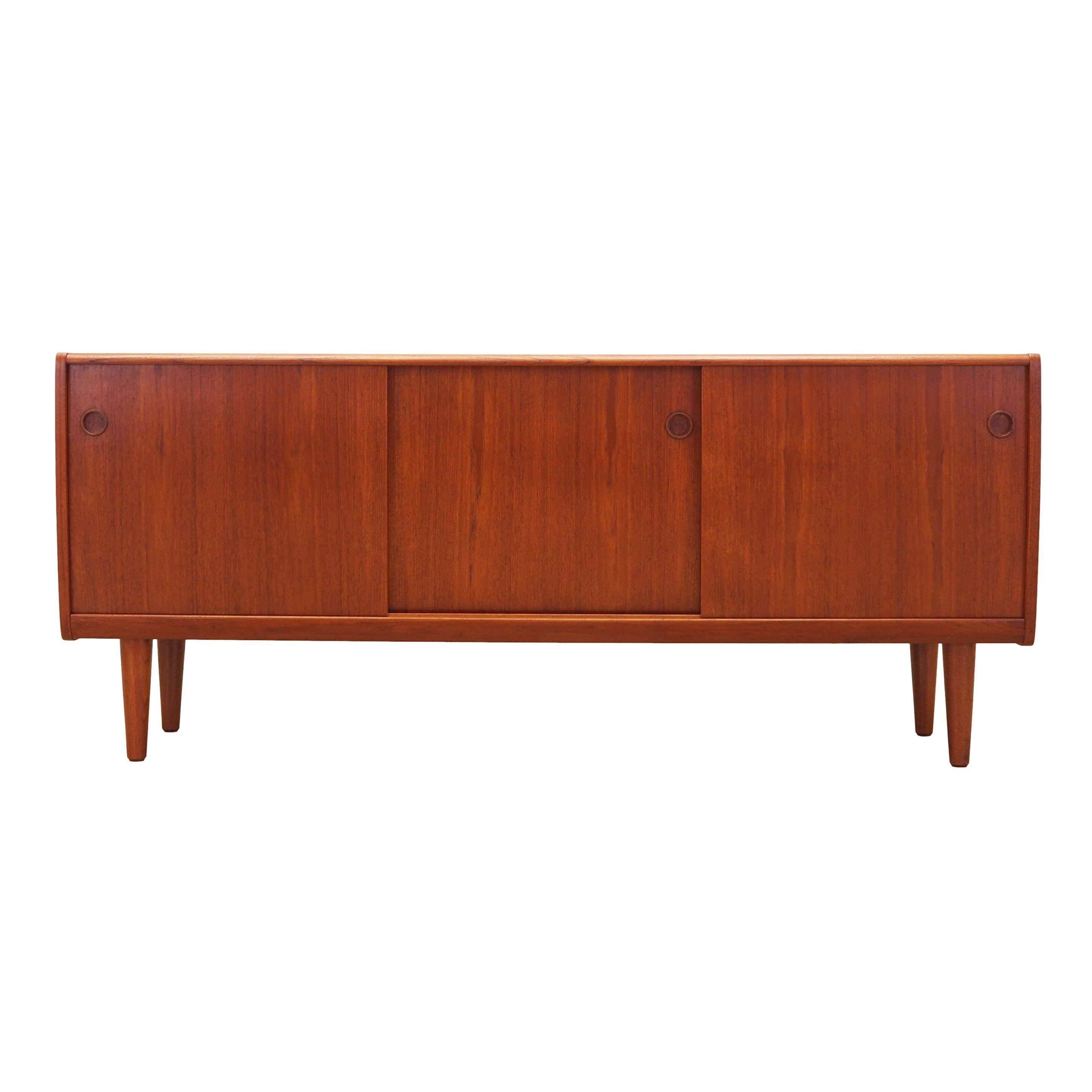 Buffet en teck, design danois, années 1970, production : Danemark