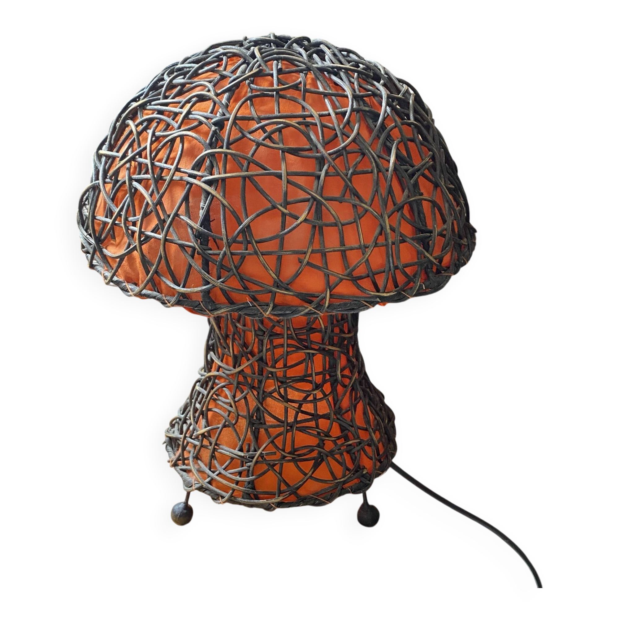 Large mushroom lamp in woven rattan