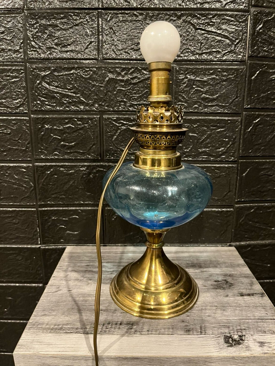 Electrified kerosene lamp