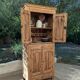 Armoire homme debout