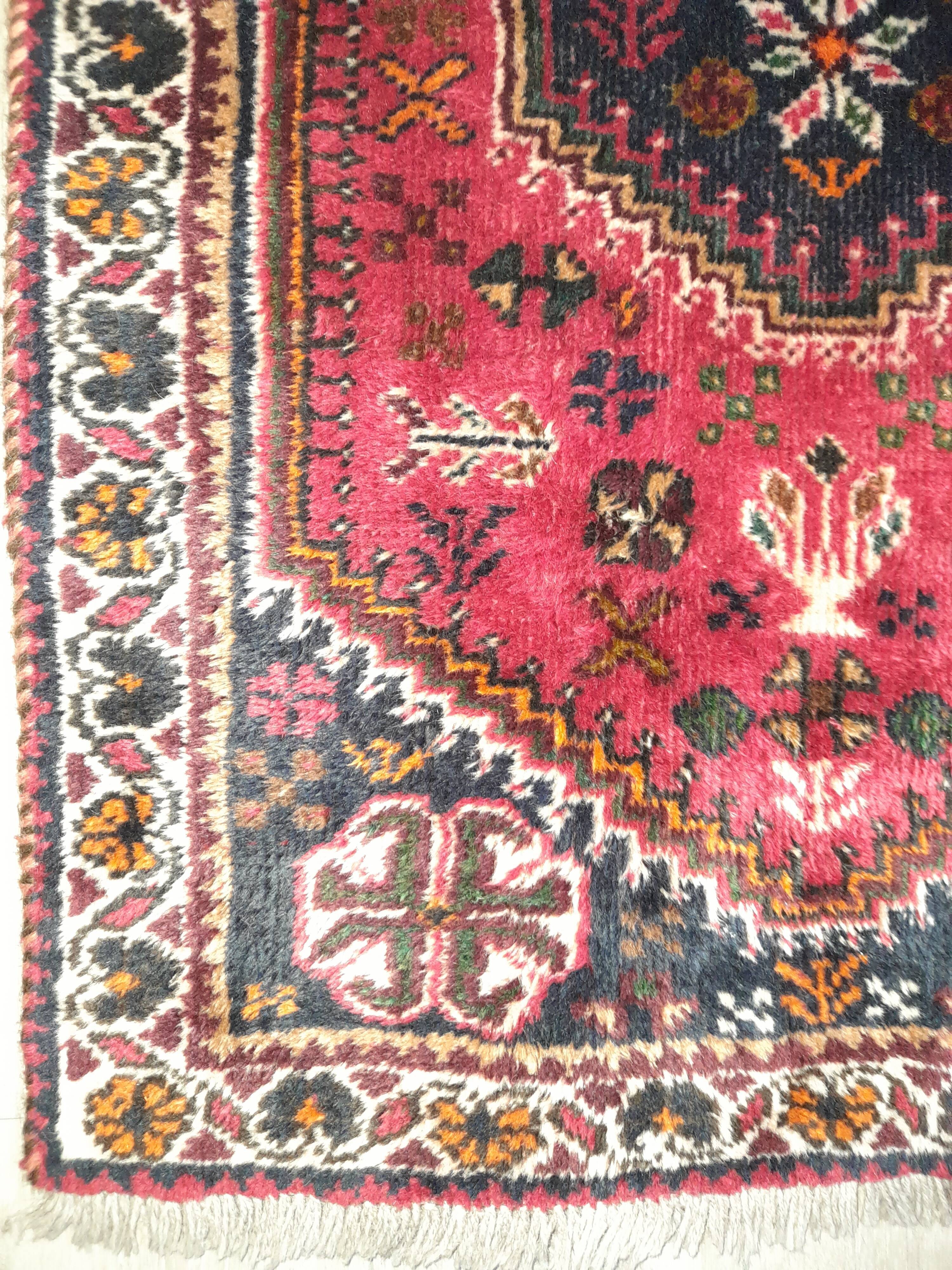 Persian carpet 118x78 cm