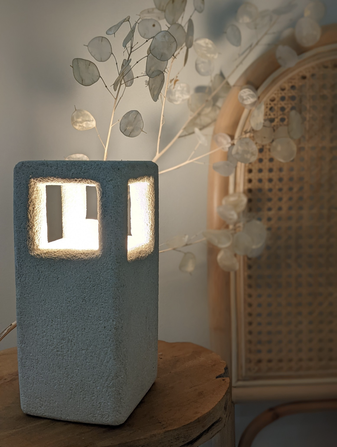 Table lamp Albert Tormos vintage carved stone sculpture