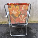 Foldable camping chair