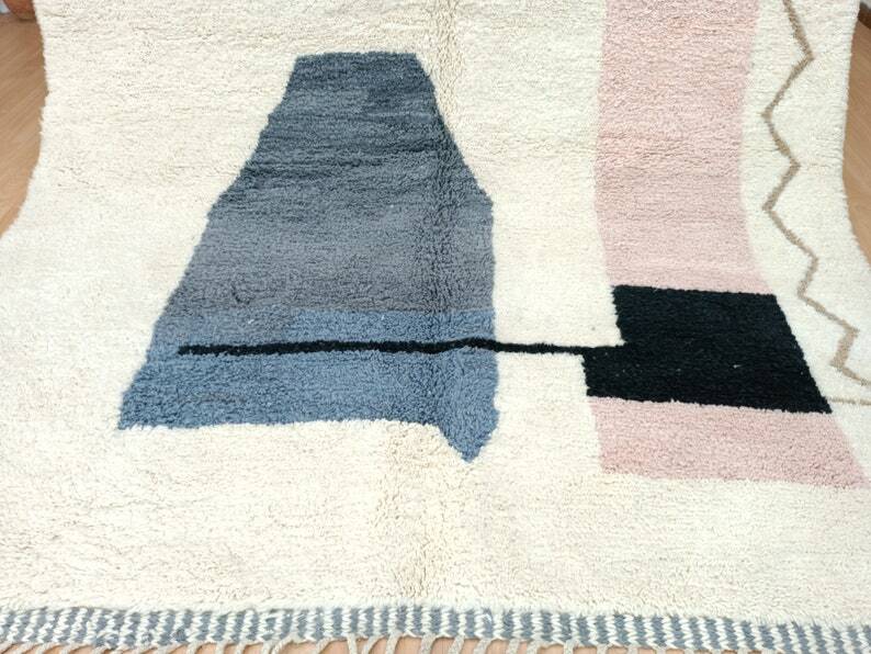 Traditional handmade Beni Ouarine rug 250cmx150cm
