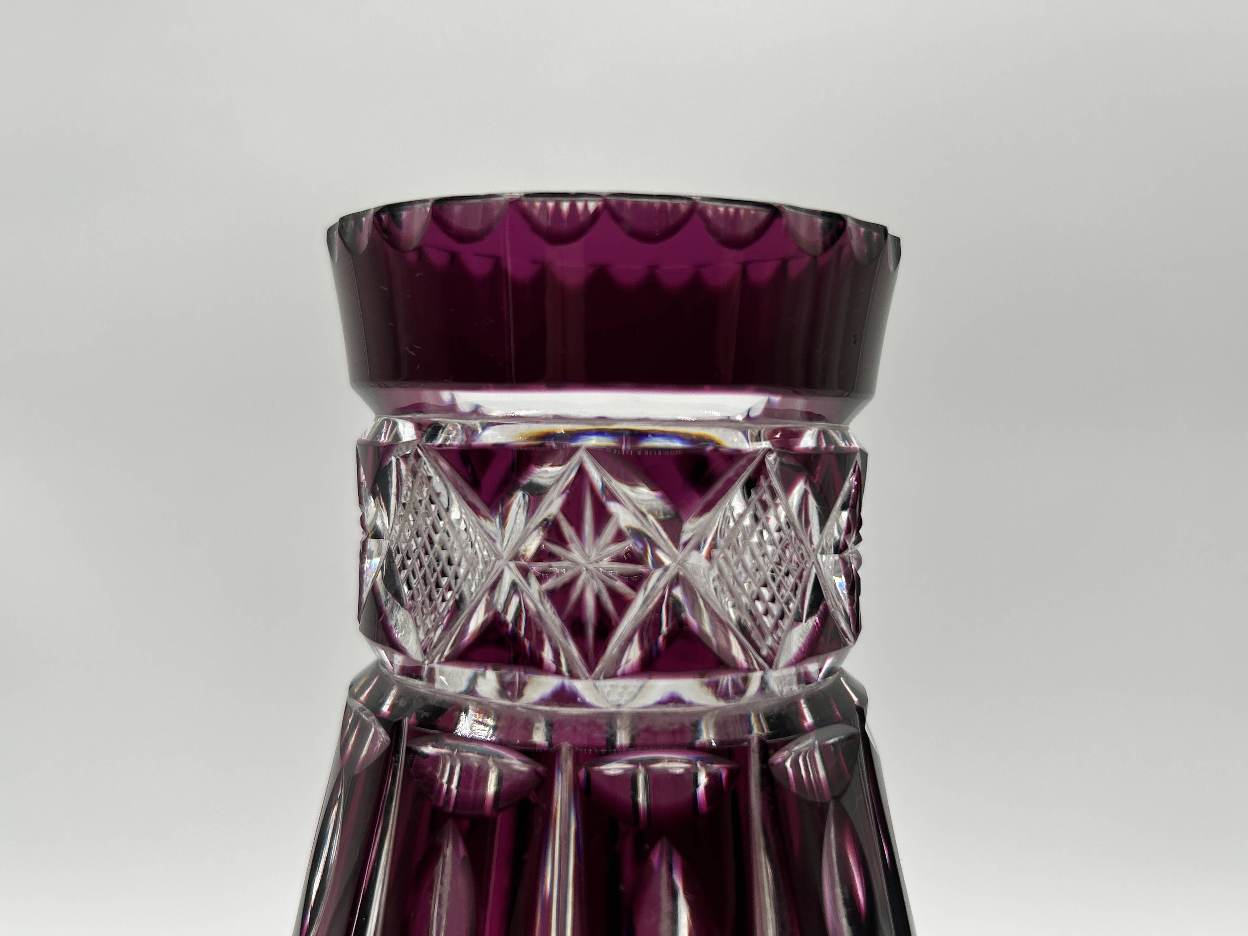Art deco vase from val saint-lambert - model "m.k.m"