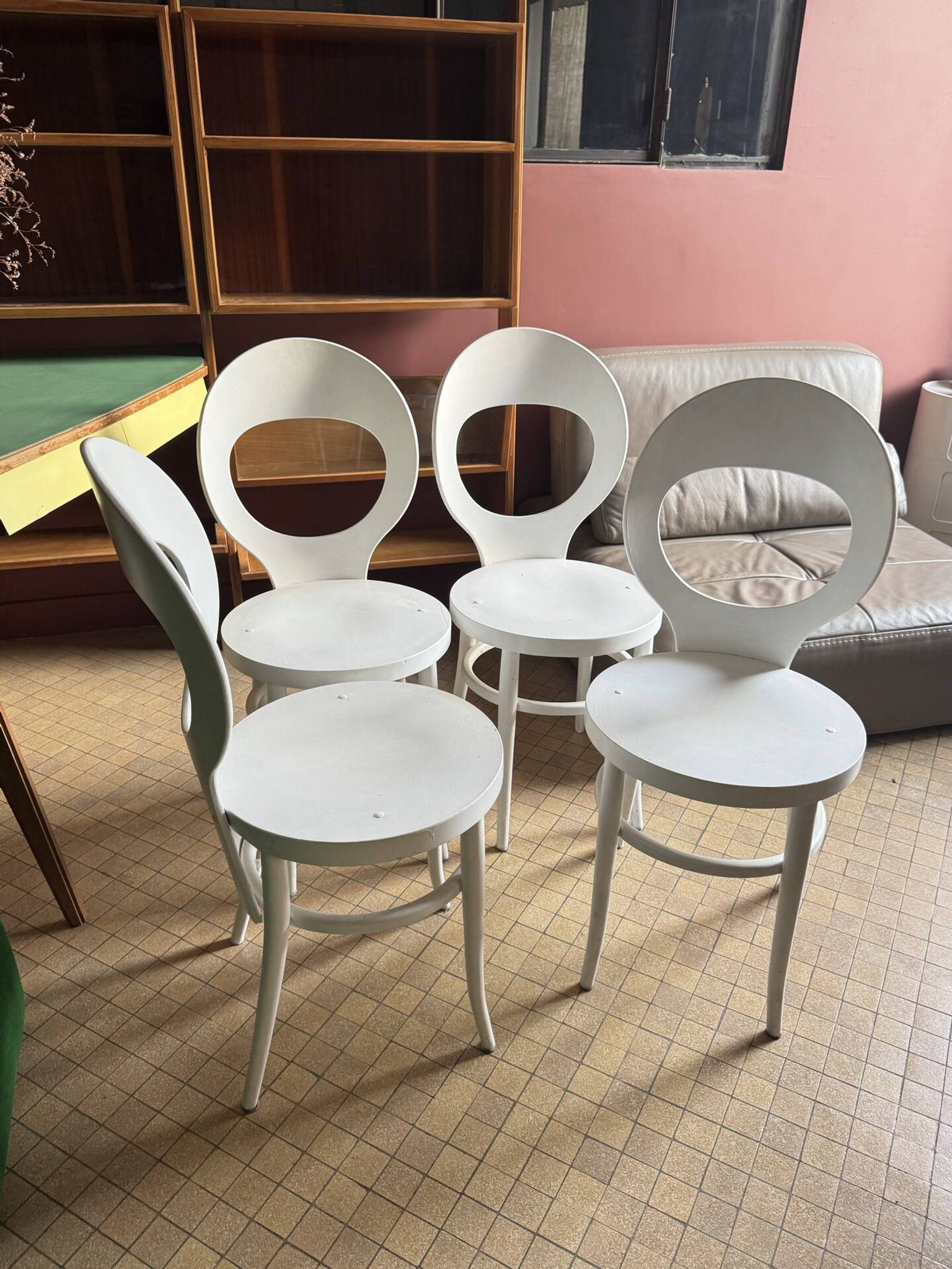 4 chairs model Mouette Baumann