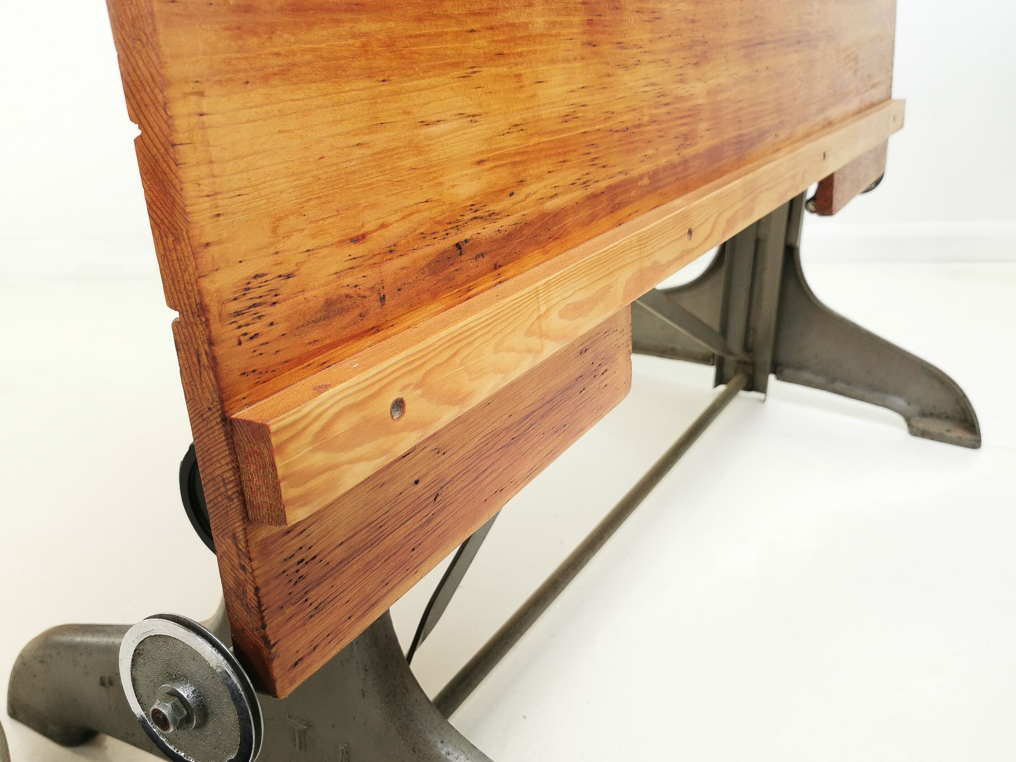 Oak draughtsmans desk  an en masons & son ltd "practical" large draughtsman's table/drawing board th