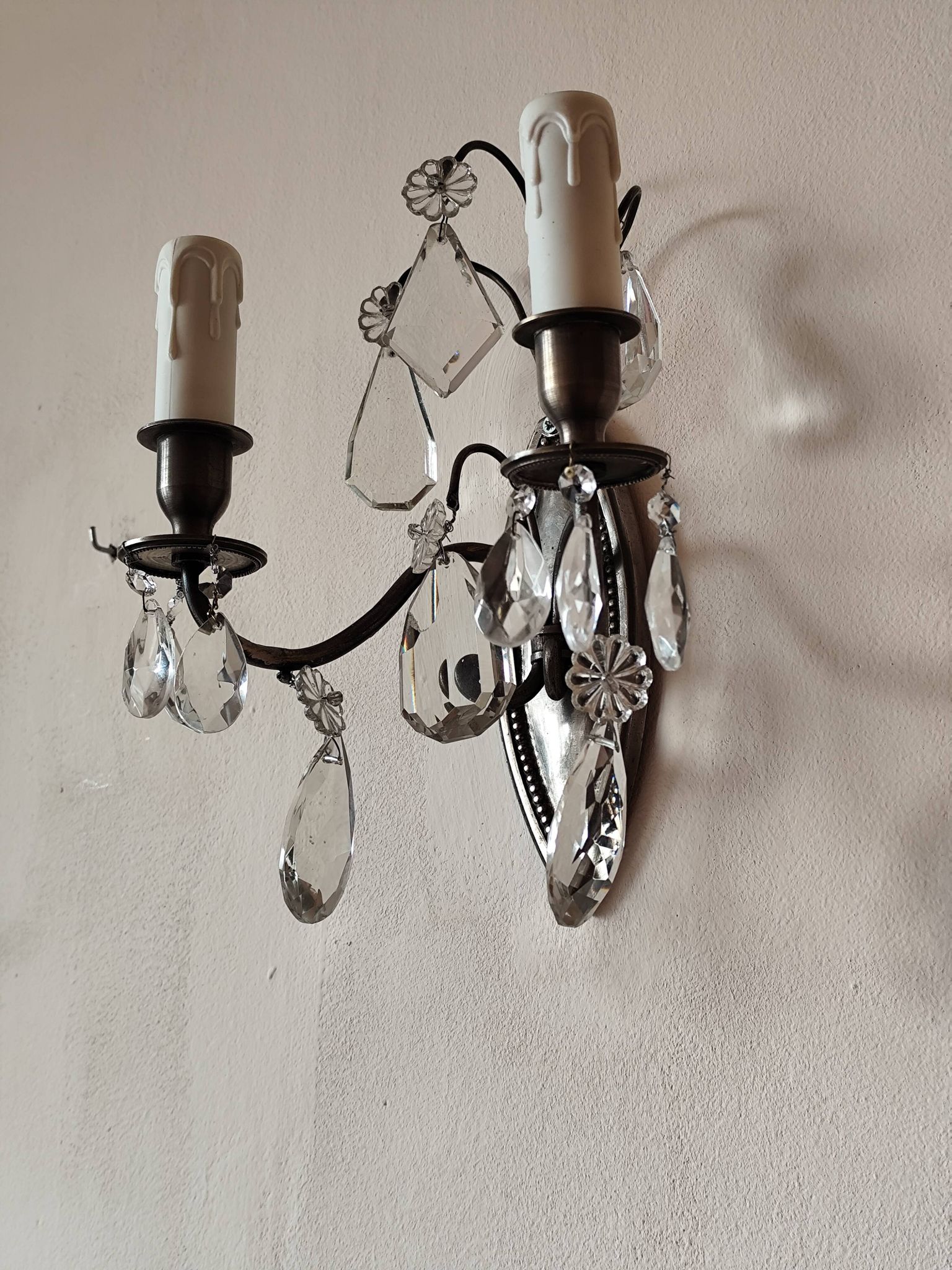 Wall light in tinned brass and crystal pendants - rococo light 2 lights