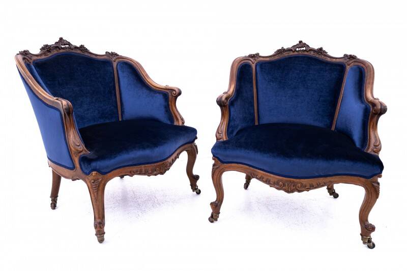 Antique pair of armchairs from the second half of the 19th century, France. After renovation.
