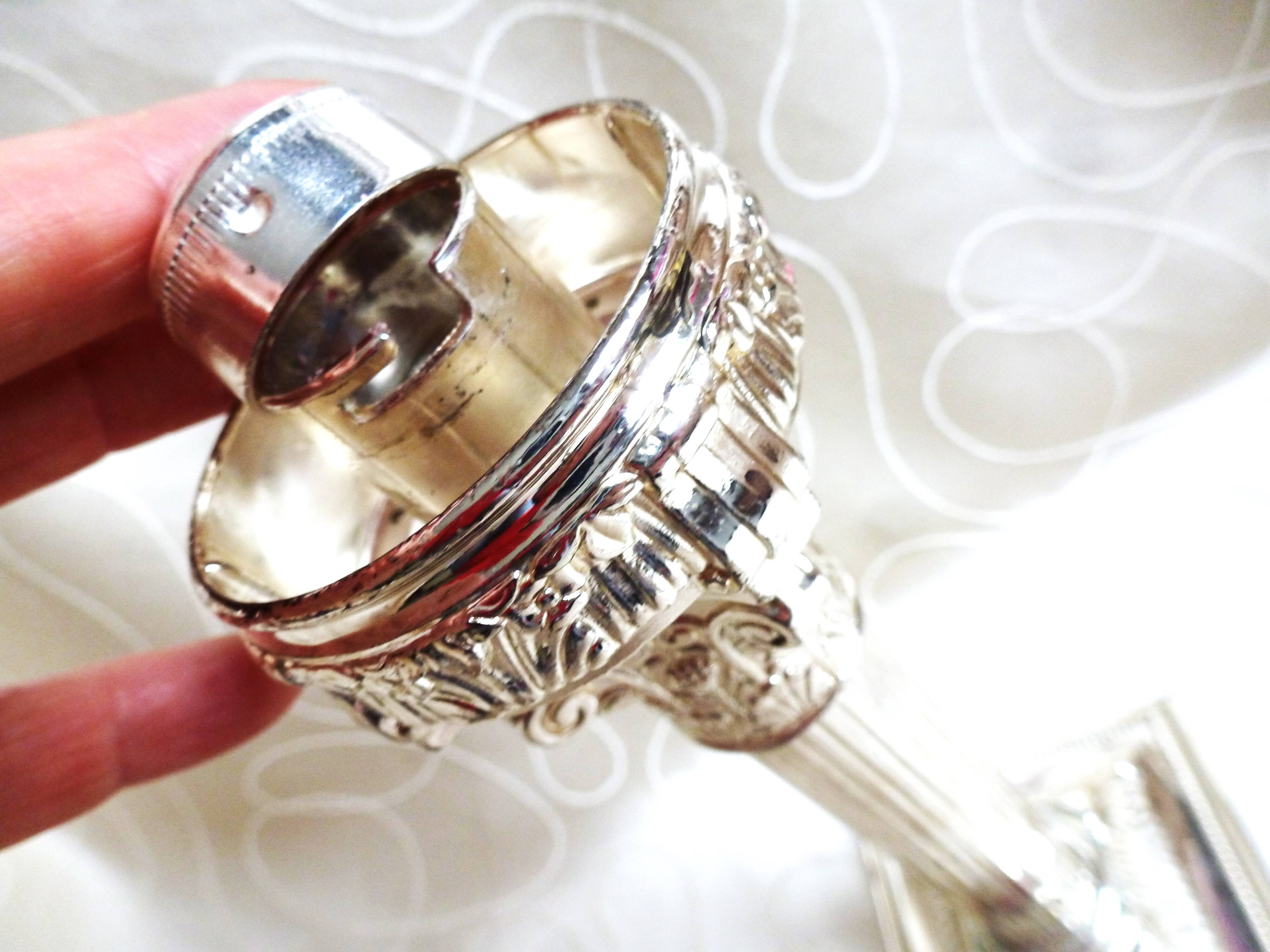 Set of 2 silver metal candle holders, silver metal candle holders