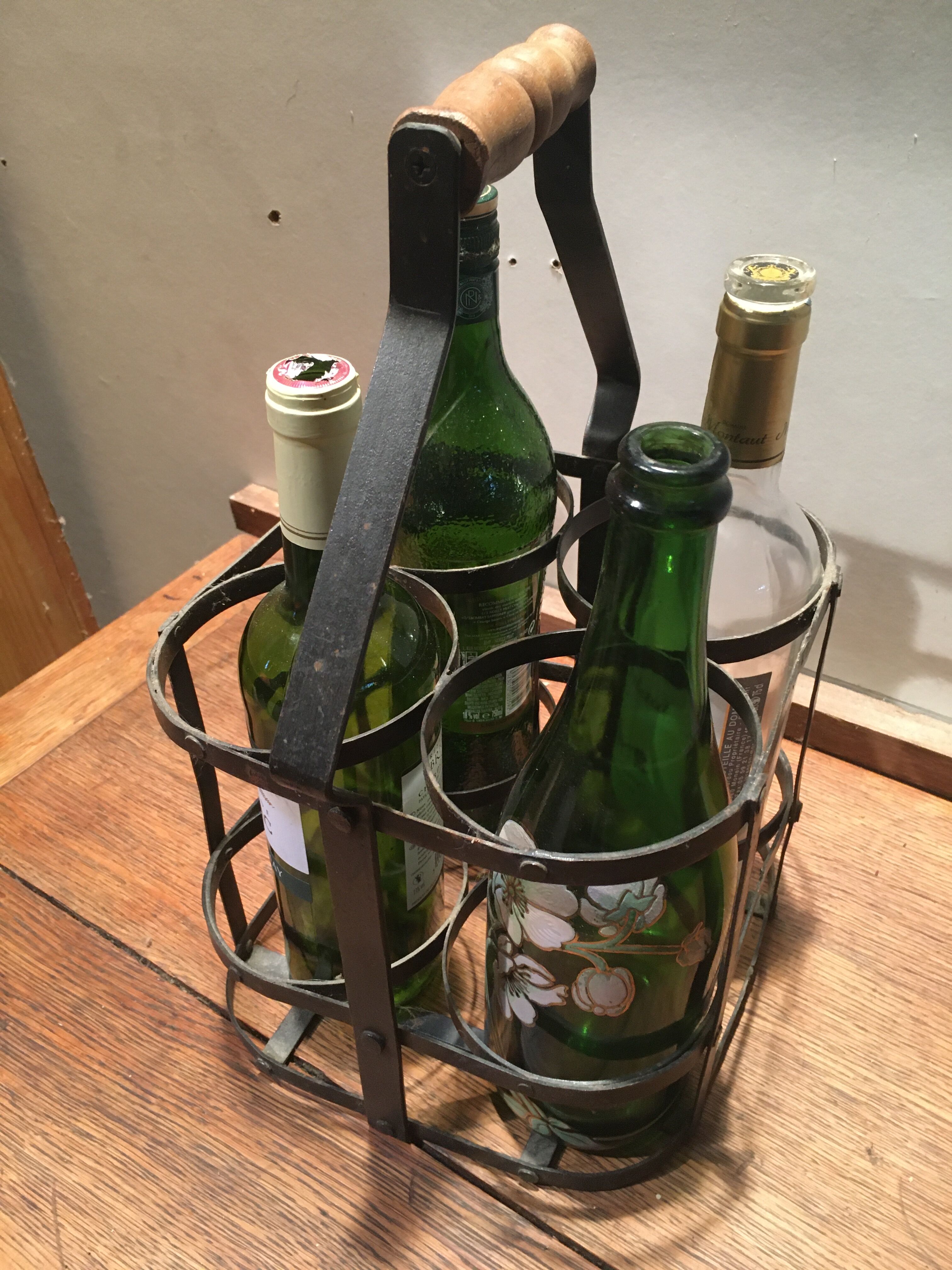 Metal bottle basket and wooden handle