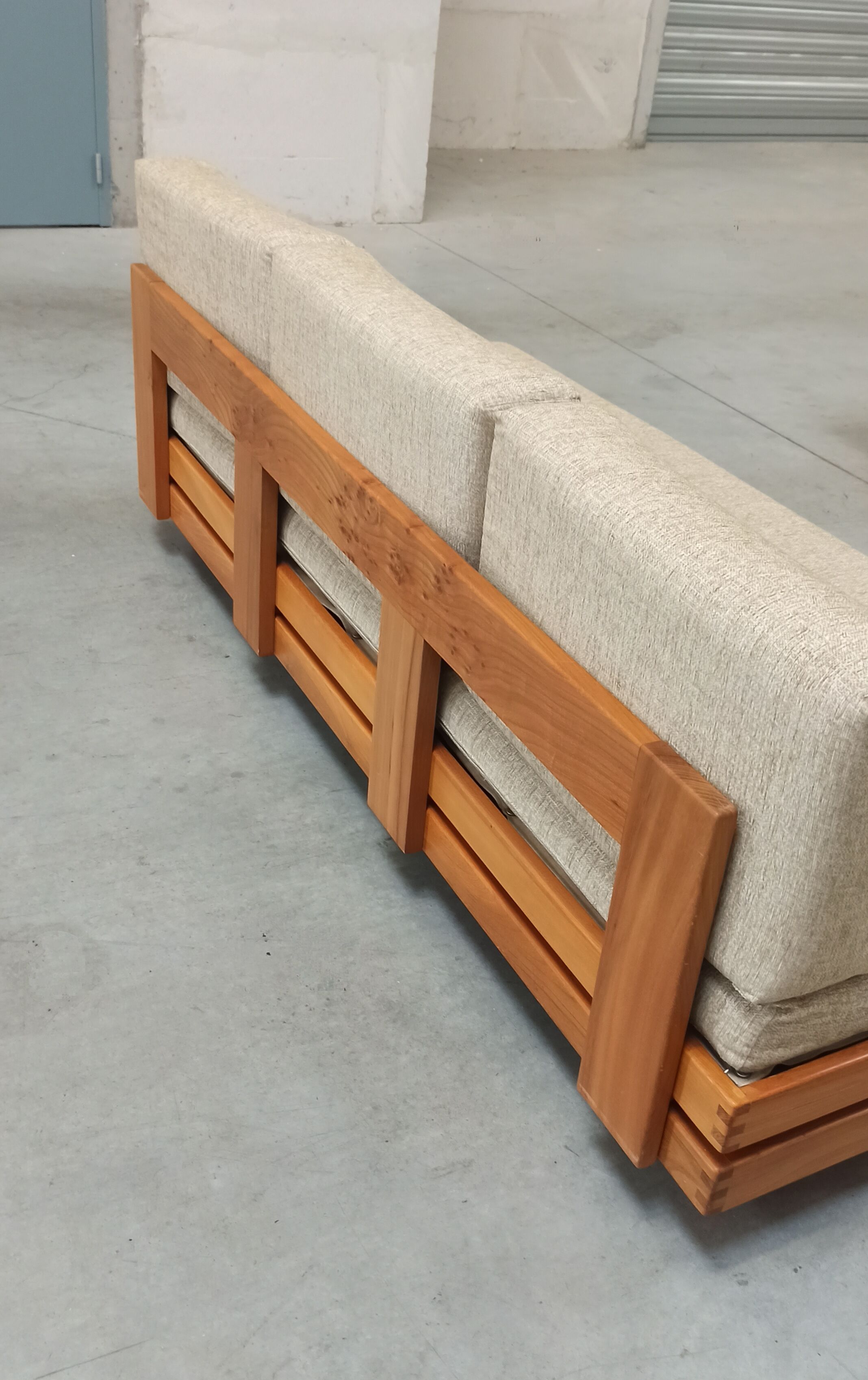 Elm sofa Maison Regain, 60's