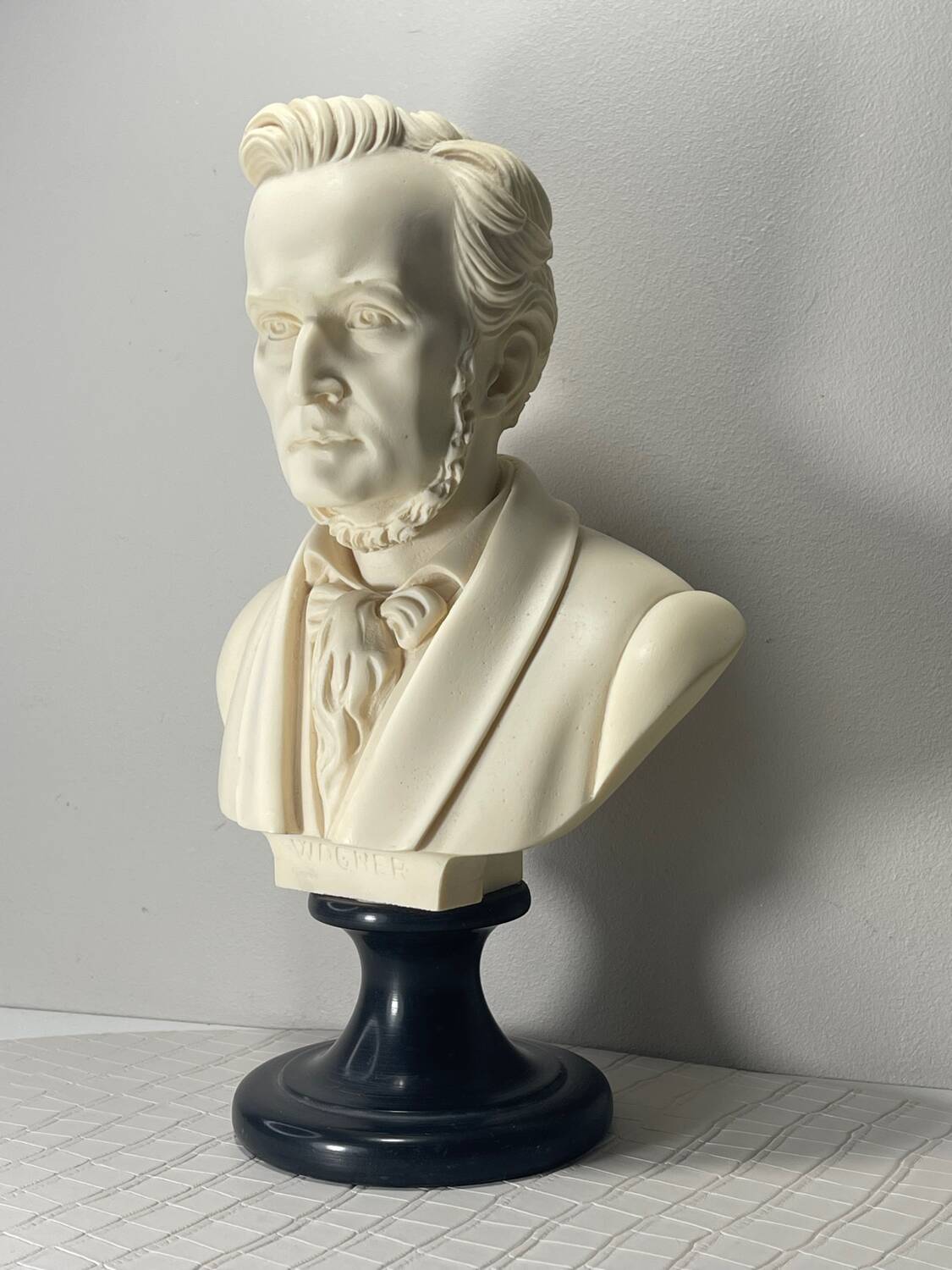 Resin bust of Wagner signed A. Giannelli Sculpture Year 60