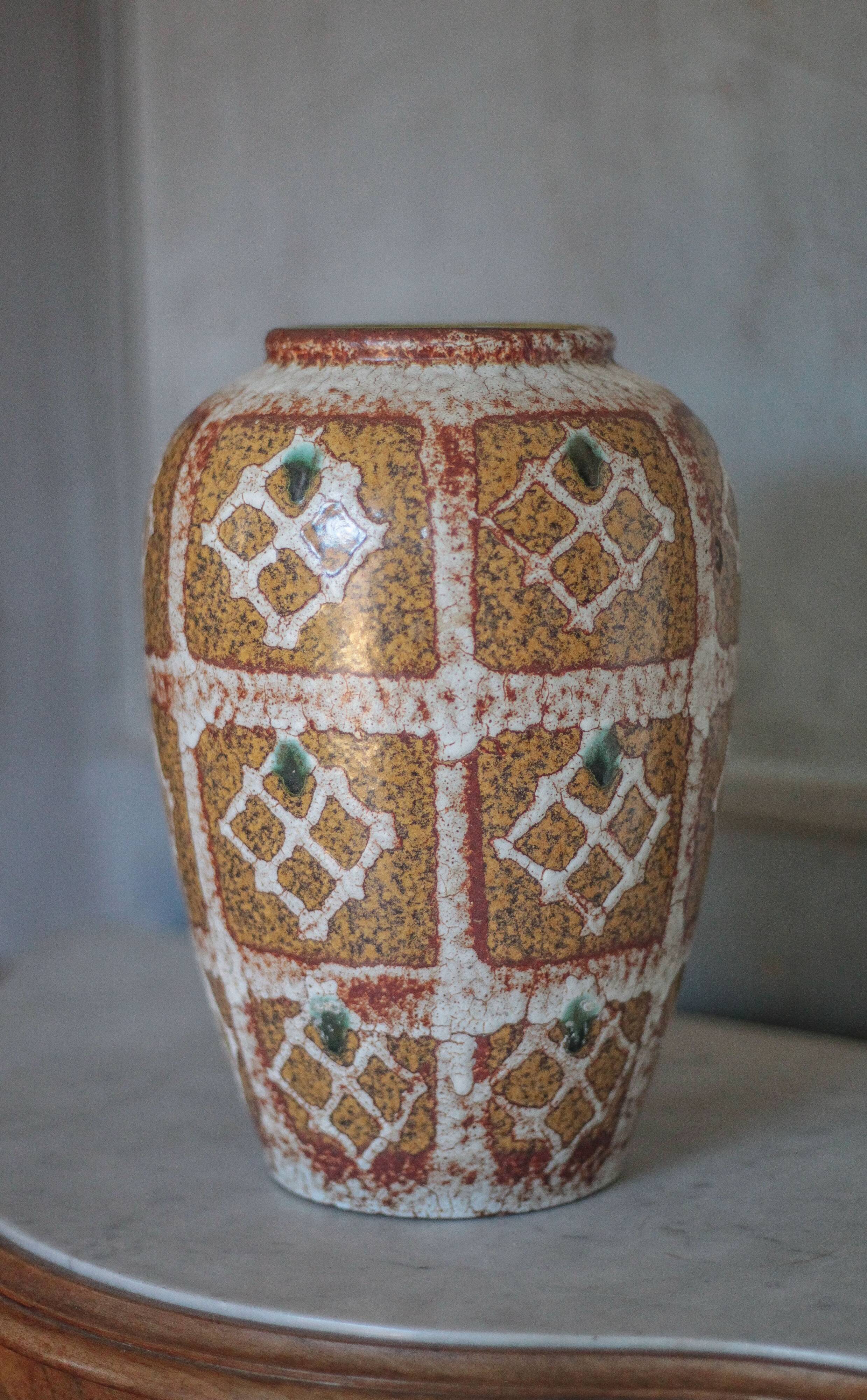 West German Jasba Keramik vase, marked 126/28, flower pot