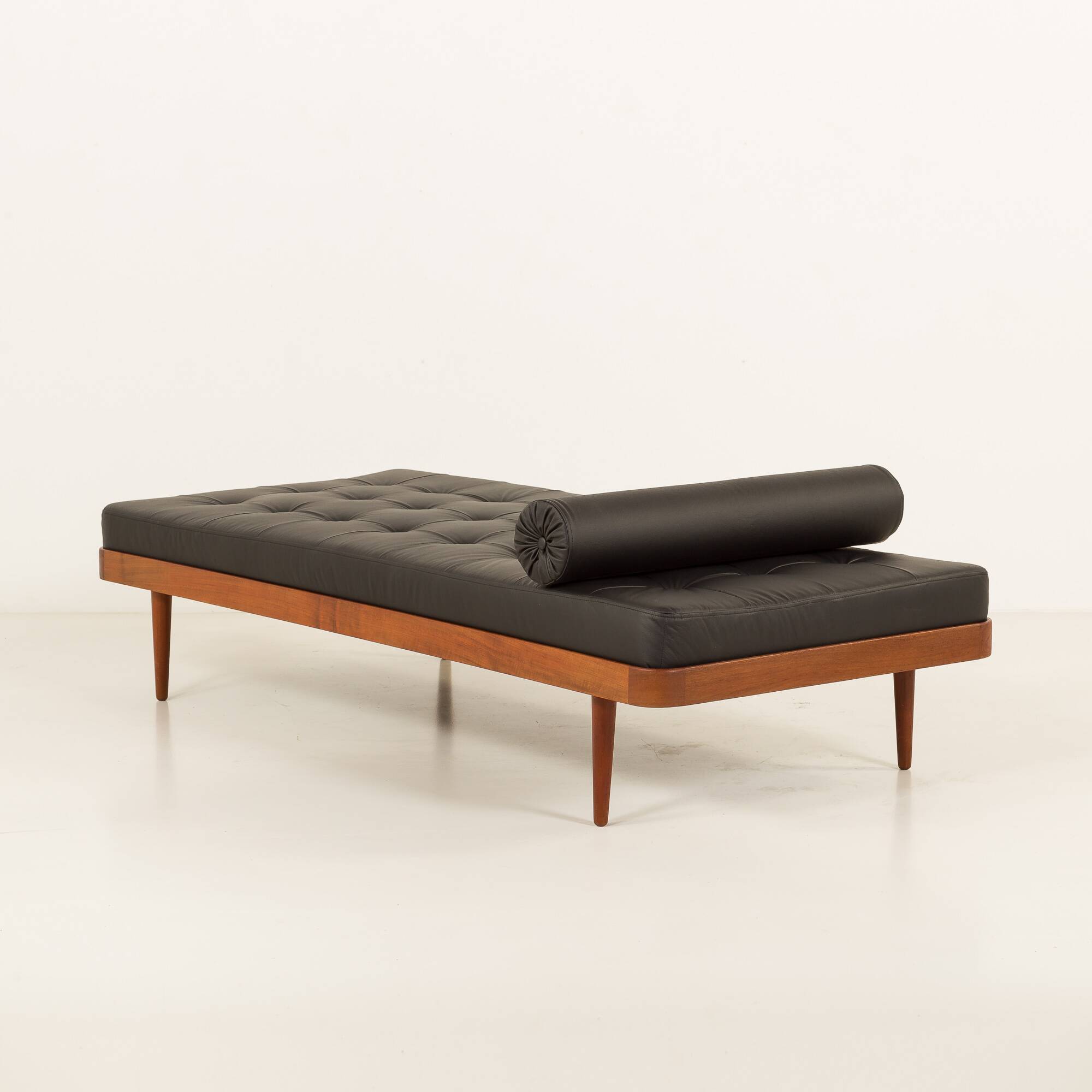 Danish teak daybed in black leather in Hans Wegner style, 1960s