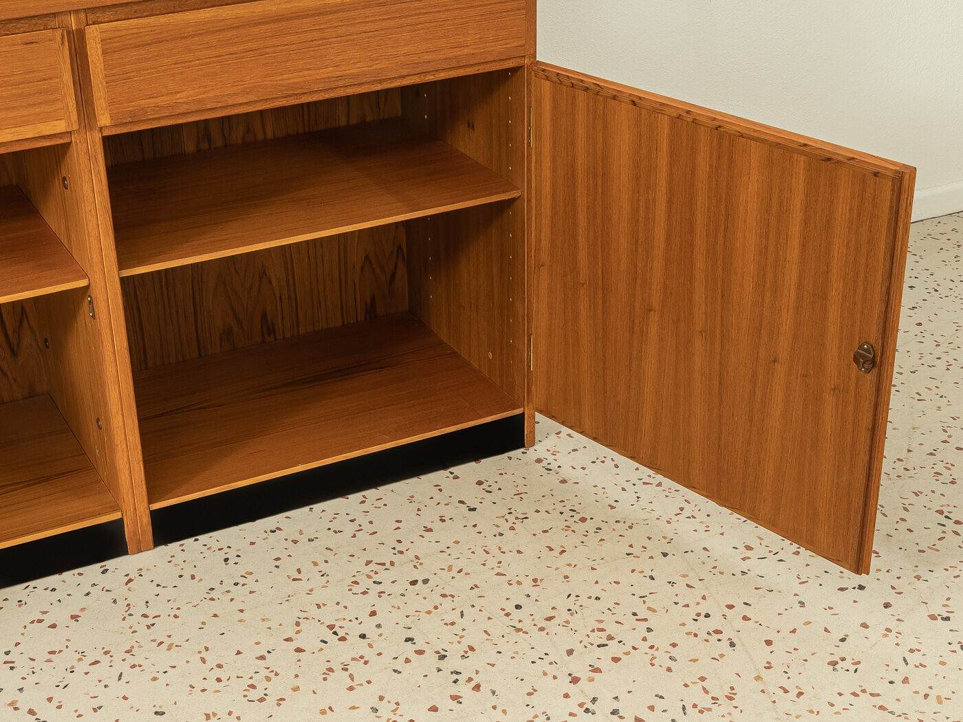 1960s Chest of Drawers, Omann Jun.