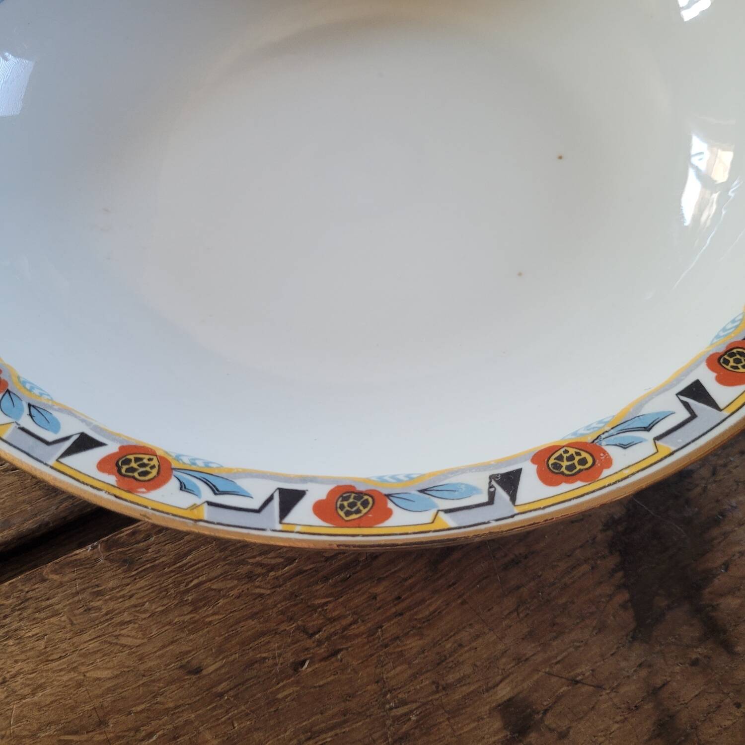 Shallow plate Art Deco MLV France 1930s