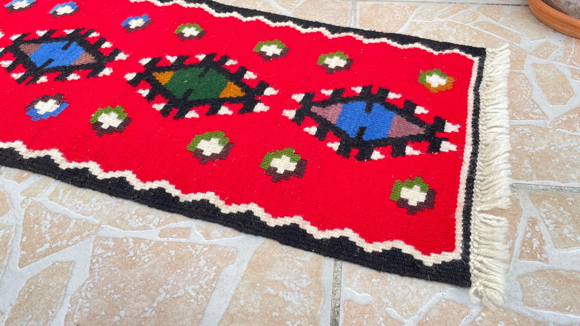 Scandinavian rug rolakan 82x31cm