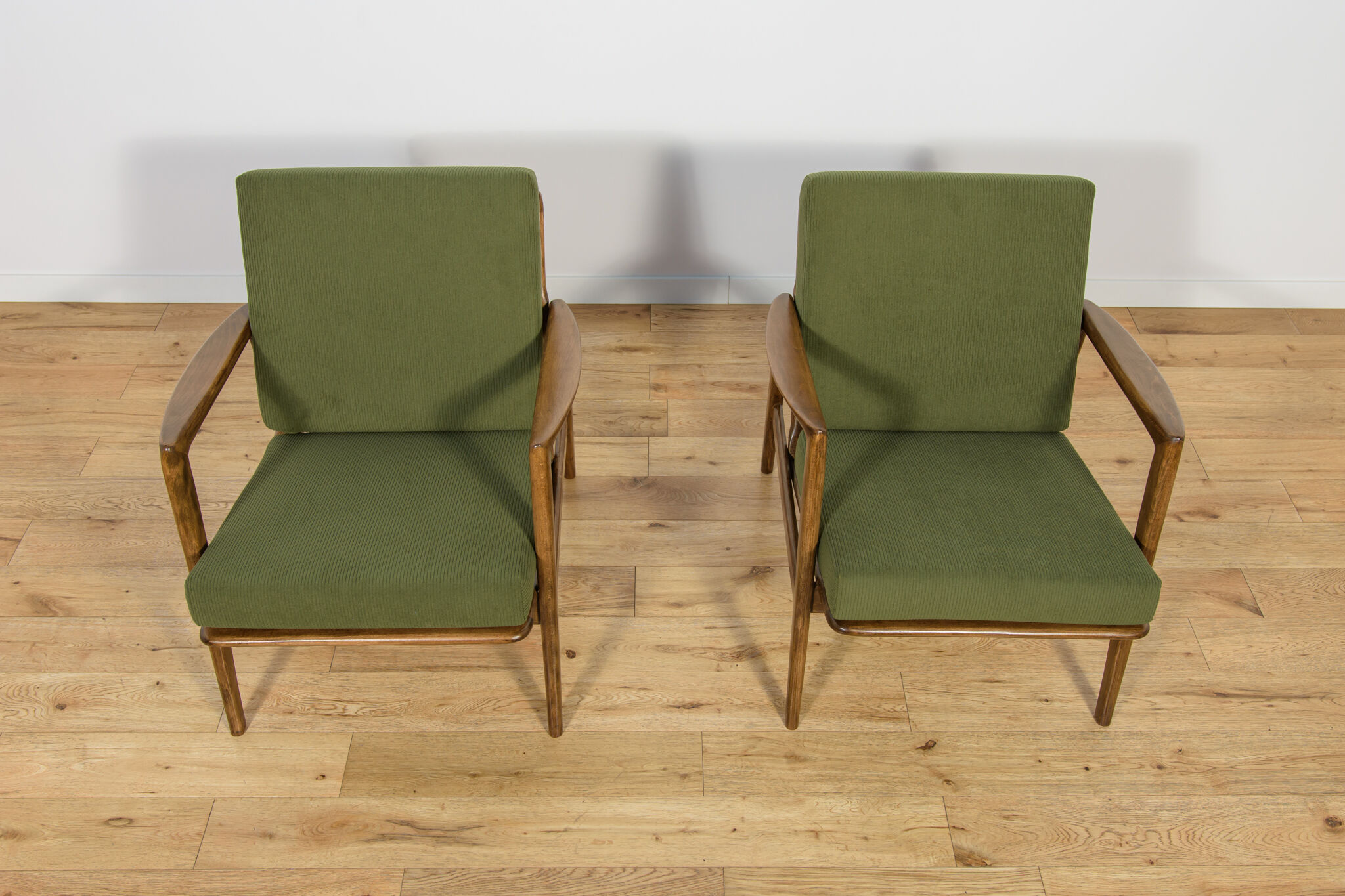 Model 300-139 lounge chairs from Swarzędz Factory, 1960s, set of 2