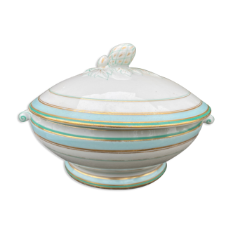Vintage porcelain soup pot
