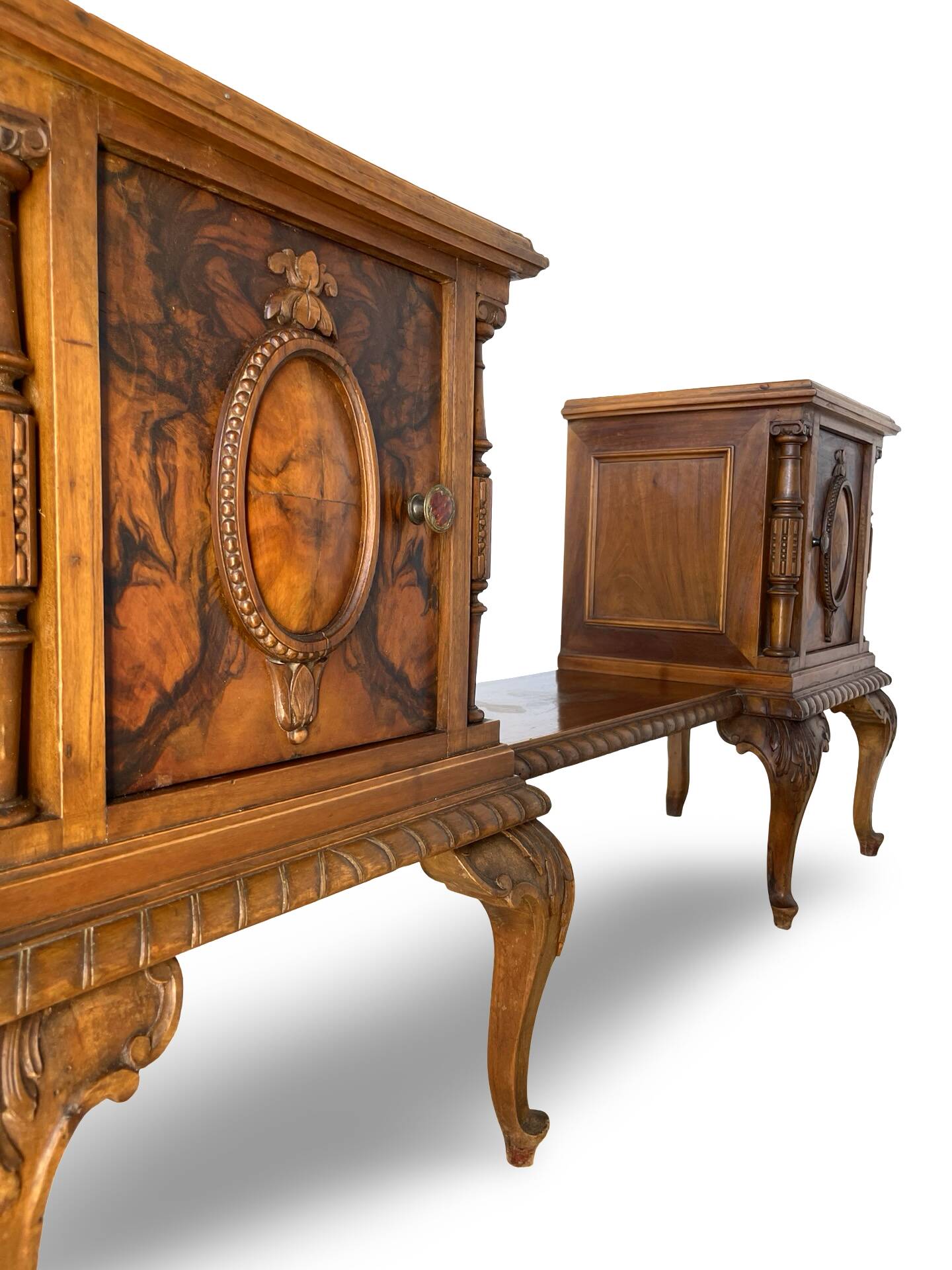 Console in Italian Art Deco from the 1930s/1940s.