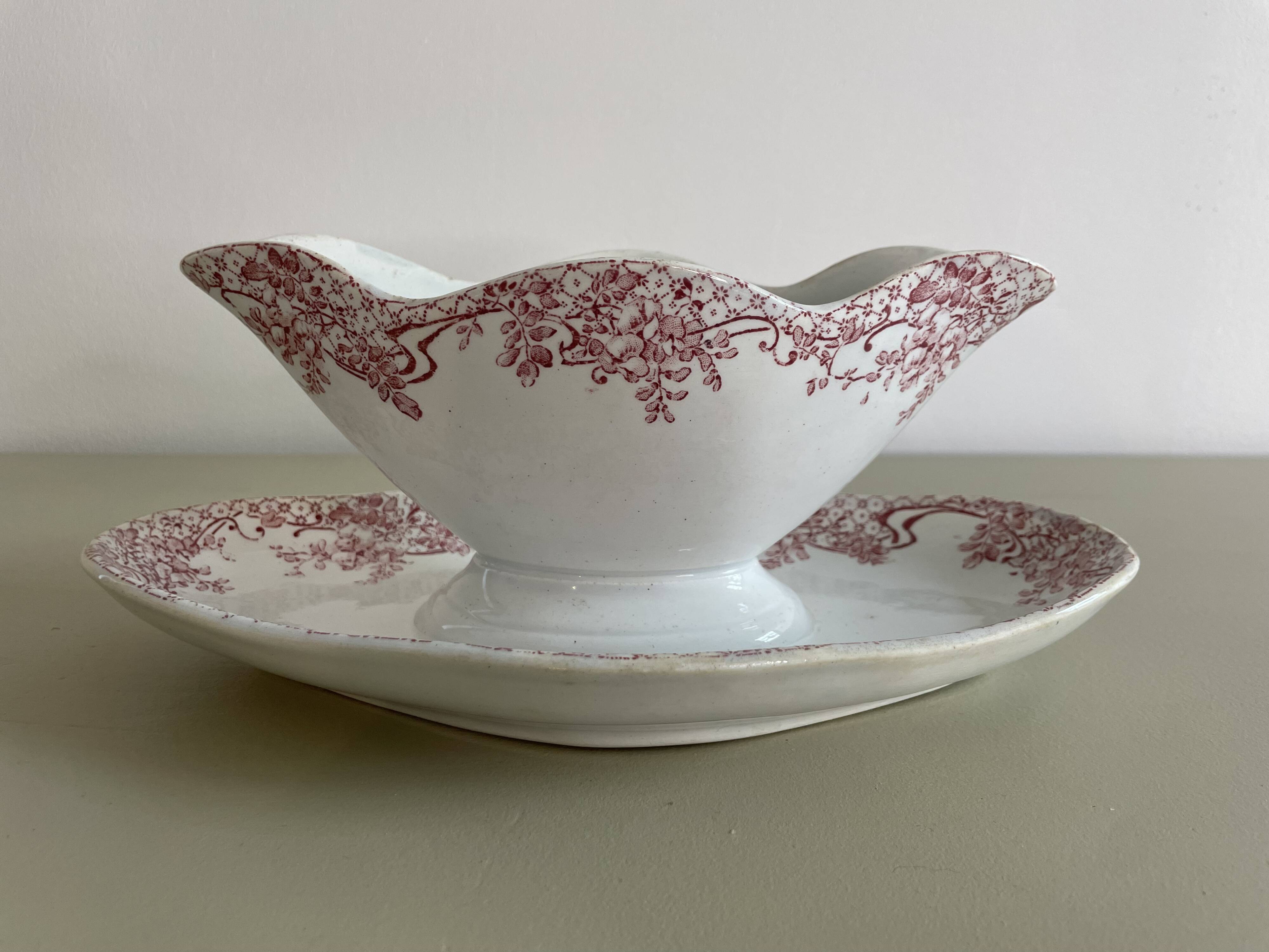 Lebacqz & Bouchart St Amand Nord Glycines pink ironstone sauceboat