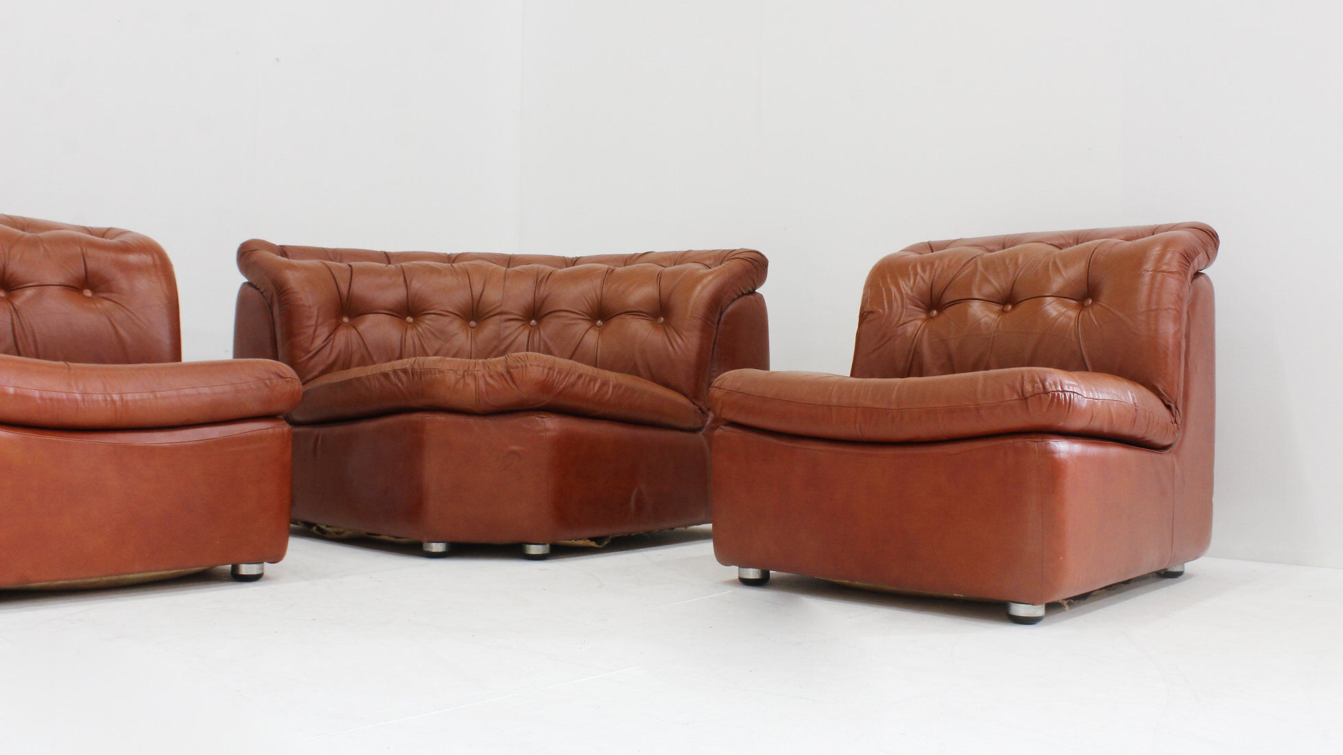 Vintage Italian curved modular sofa 1970s, set of 4