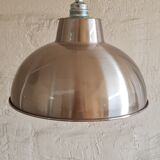 Enamelled sheet metal hanging lamp