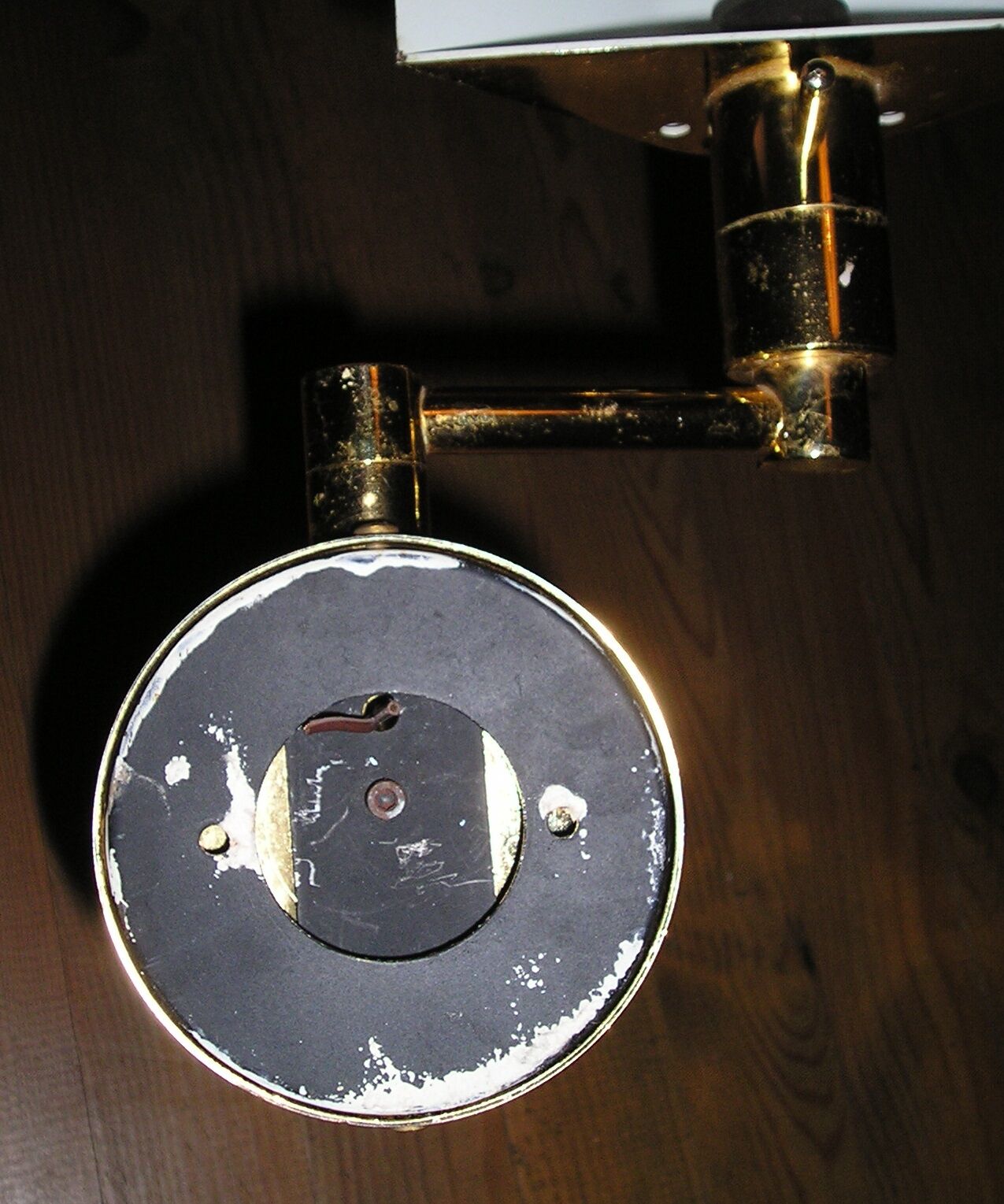 Swivel wall for indirect lighting, vintage 70's Golden brass