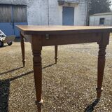 Farm table