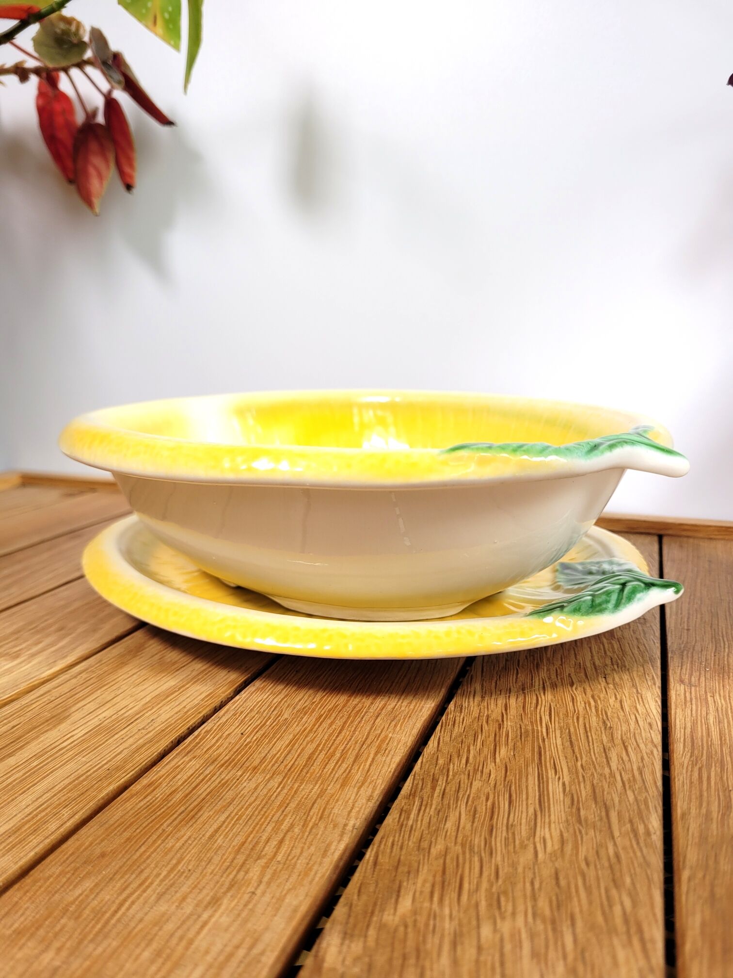 Ceramic fruit rack Italy