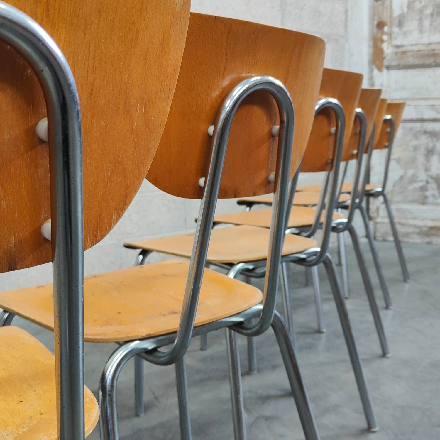 Lot de 6 chaises type ecole chrome et bois 1970