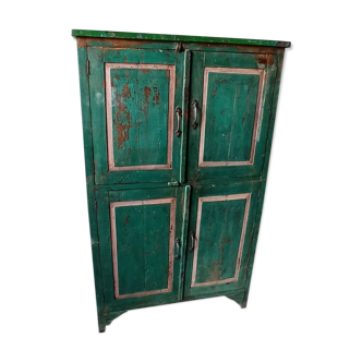 Armoire verte 4 portes