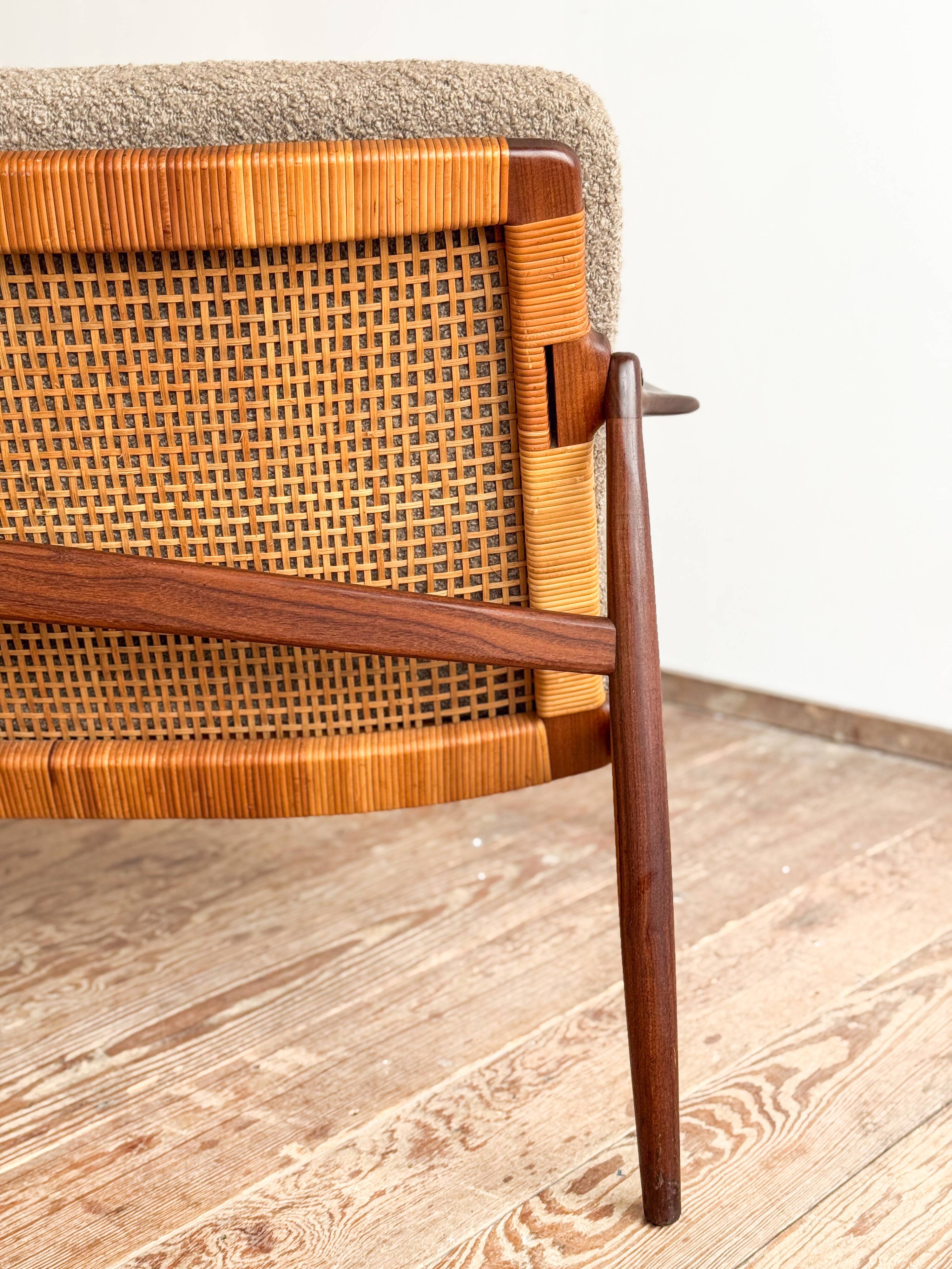 Mid Century Sofa par Hartmut Lohmeyer, teck et cannage