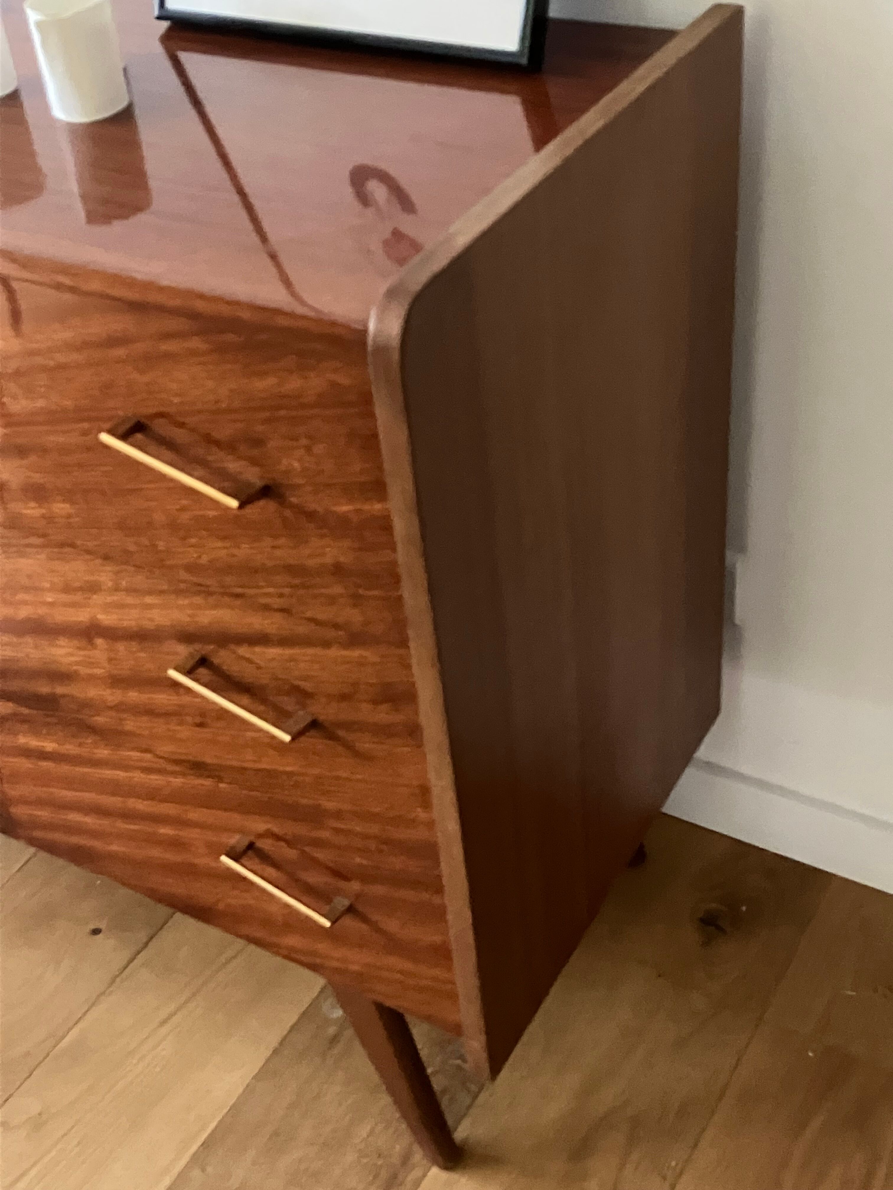 Vintage chest of drawers