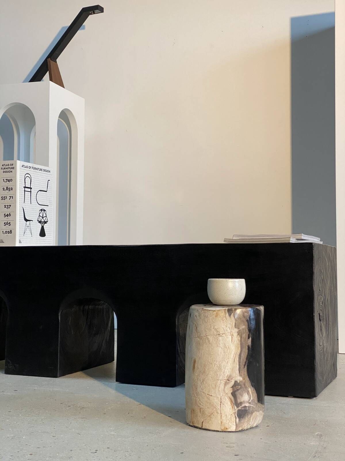 Bench in solid monoxyl wood, carved base in 3 arches - Black color