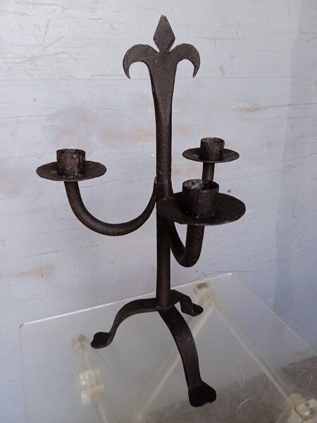 Brutalist wrought iron candle holder ep 1940/50
