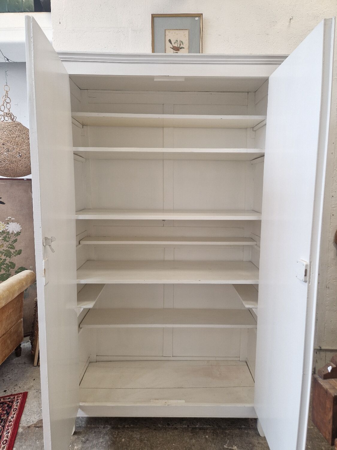 Parisian cabinet