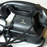 Téléphone des années 1930, bakelite