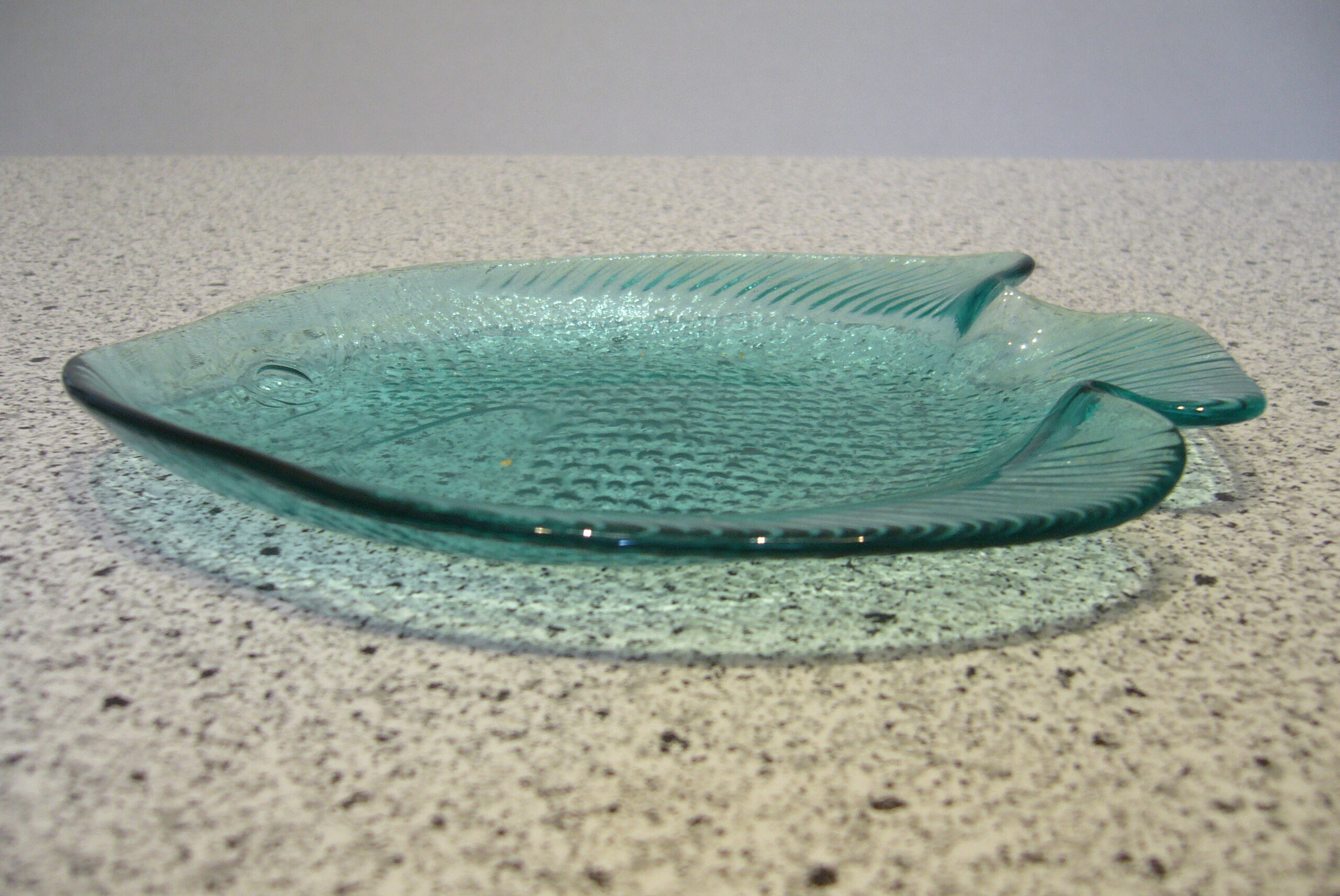 Two fish-shaped bowls