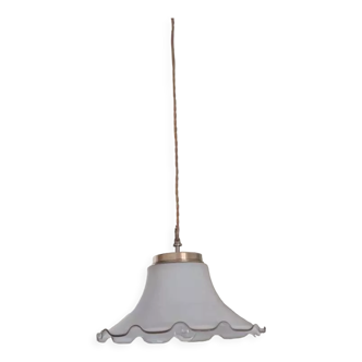 Suspension corolla opaline