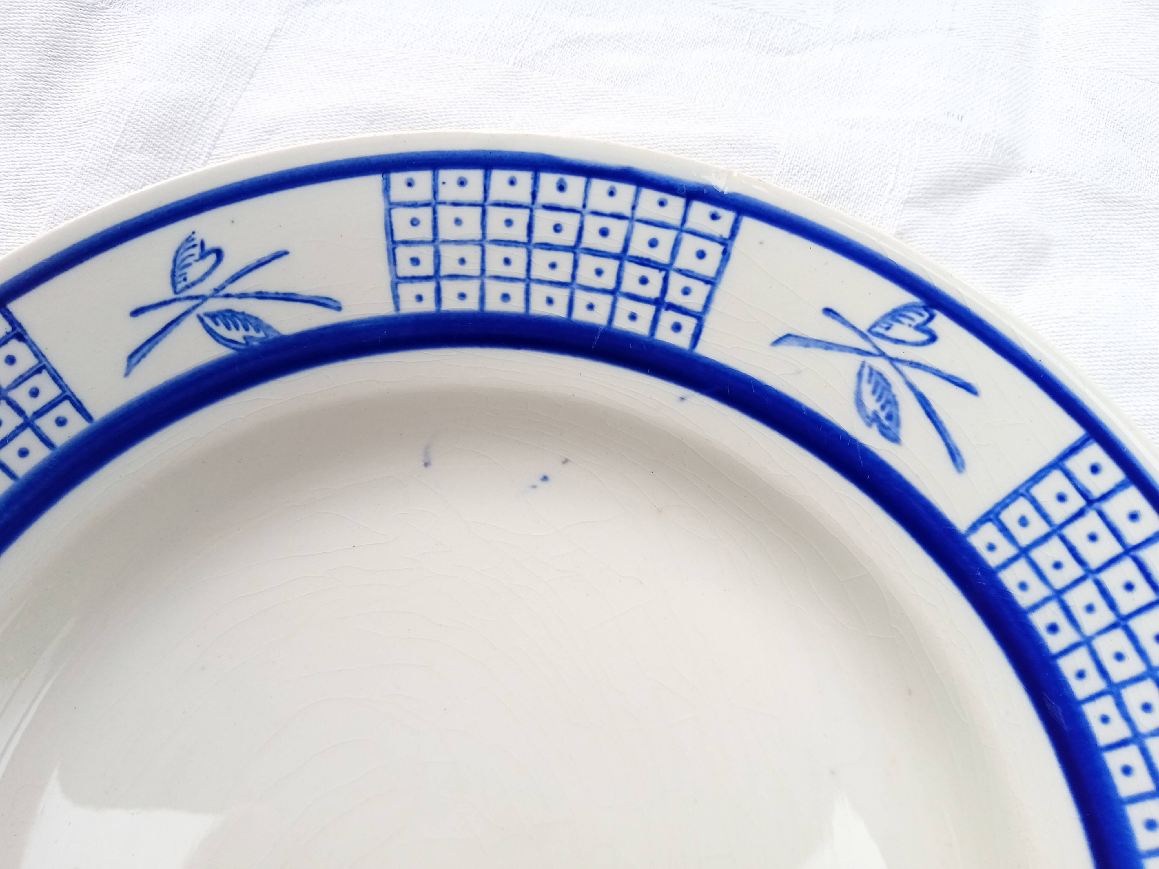 4 assiettes à dessert Gien