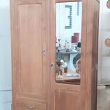 Old mirror cabinet
