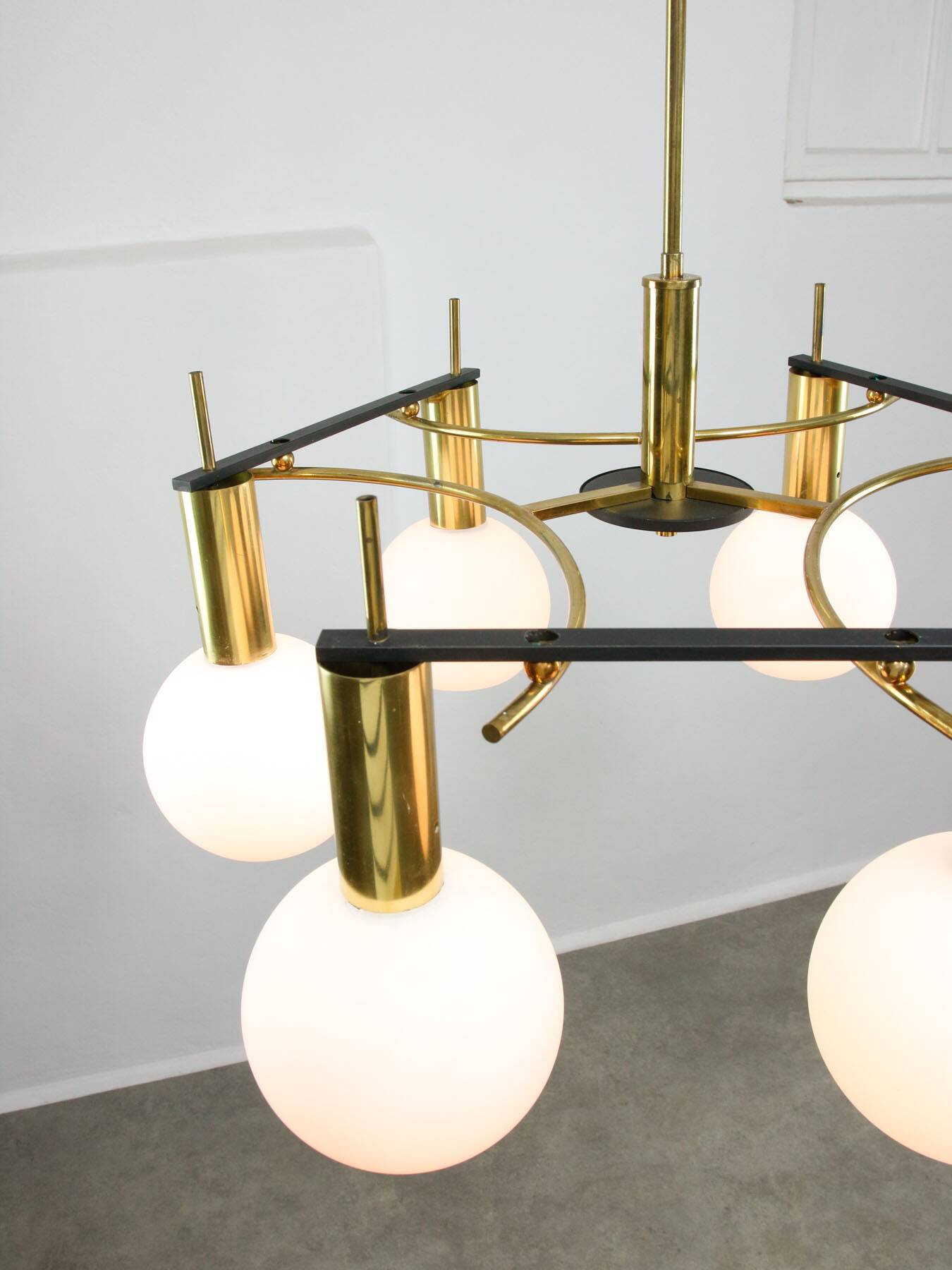 Mid-Century Modern Italian Brass and Opaline Chandelier