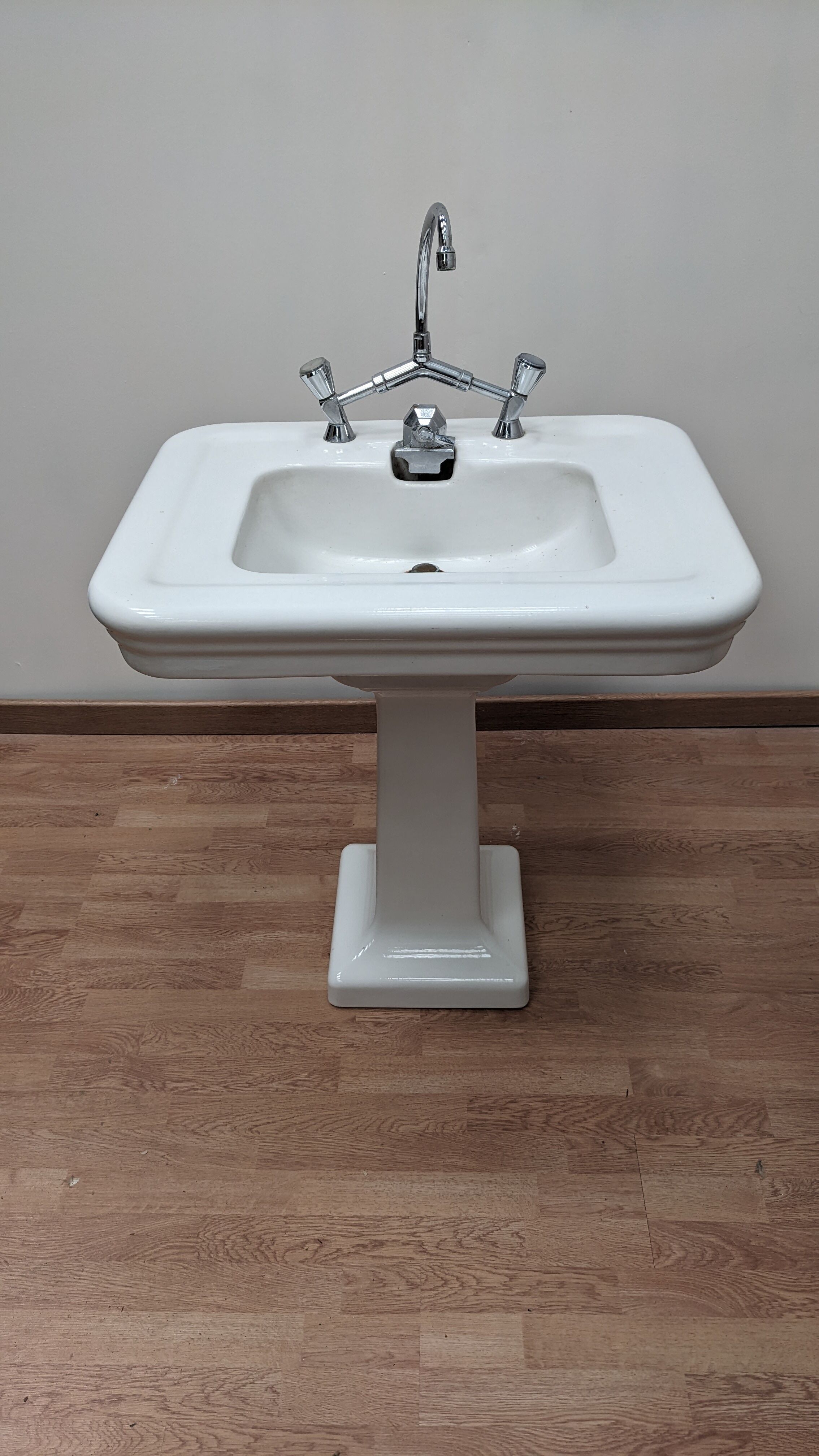 Washbasin