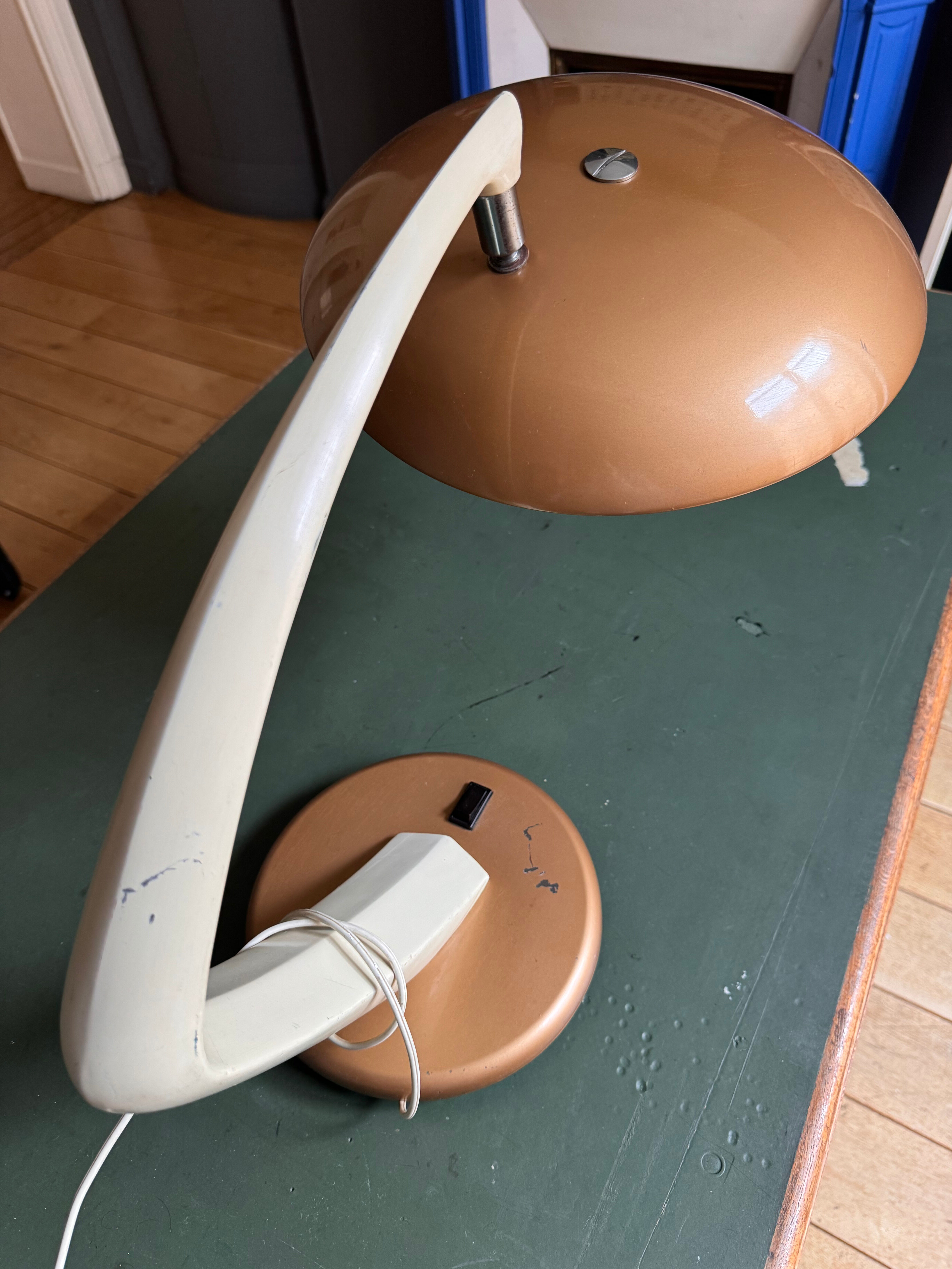 Fase Boomerang Lamp