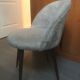 Fauteuil chaise fourrure à pieds compas
