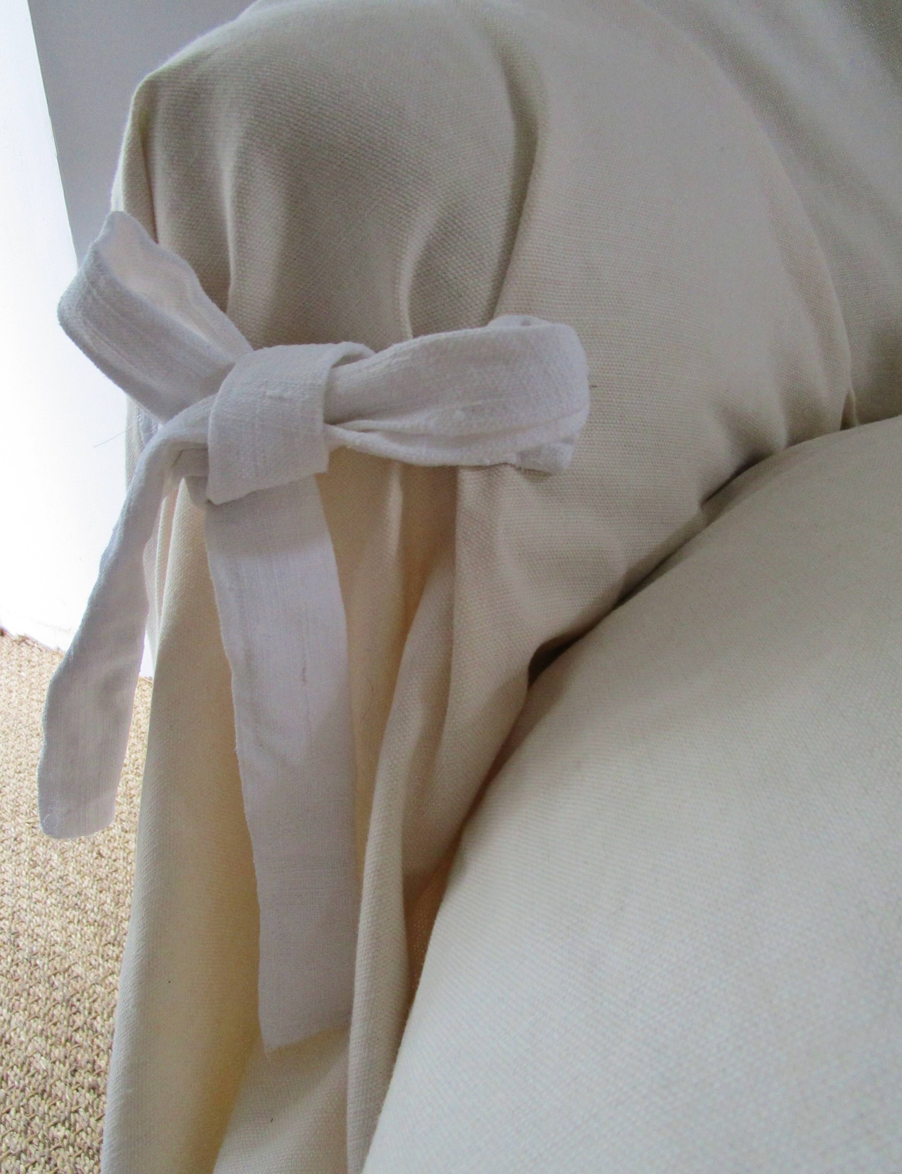 Meridian White - With Cover Cream- Napoleon III