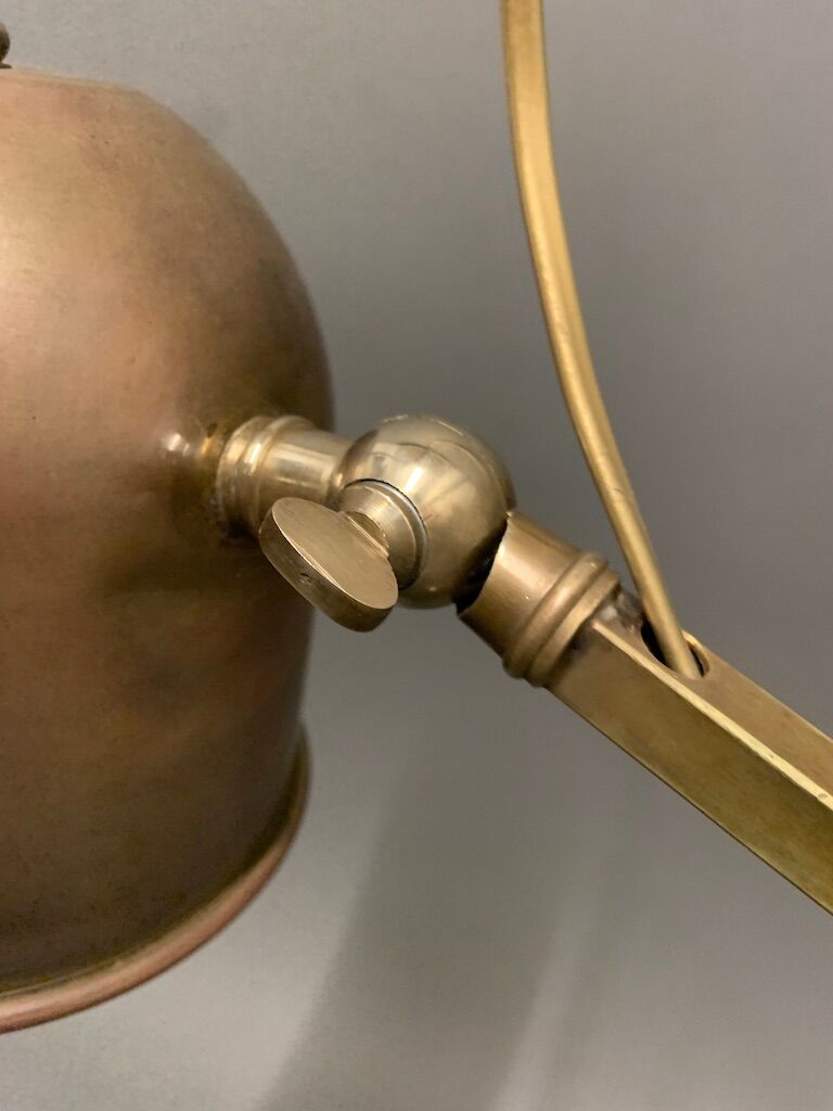 Adjustable table lamp