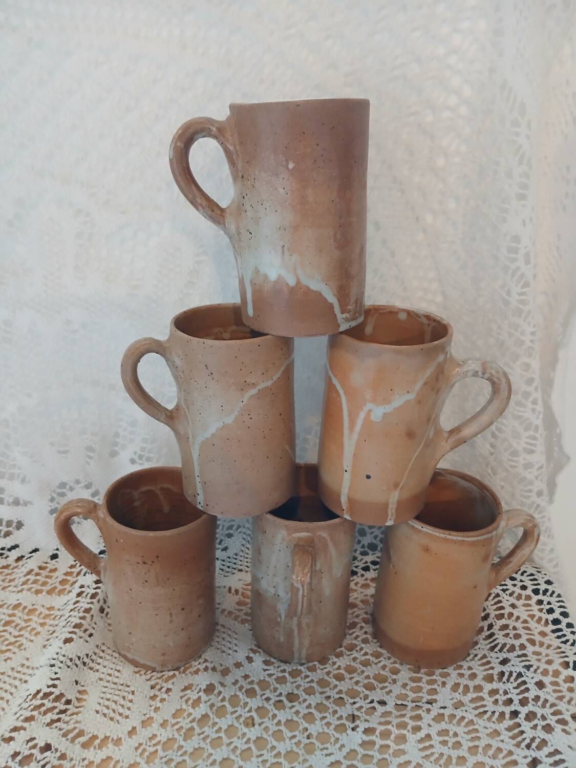 6 stoneware mugs / cups / tankards